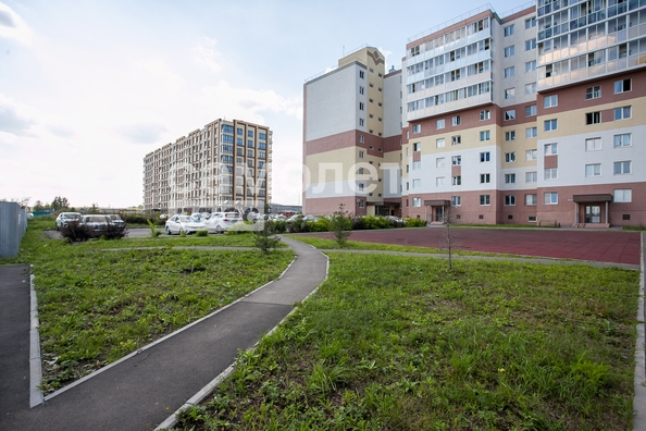 
   Продам 3-комнатную, 63.18 м², Строителей б-р, 69а

. Фото 28.