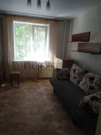 
   Продам 1-комнатную, 17 м², Дзержинского ул, 9а

. Фото 4.