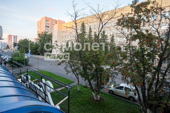 
   Продам 3-комнатную, 80.4 м², Красная ул, 5

. Фото 4.