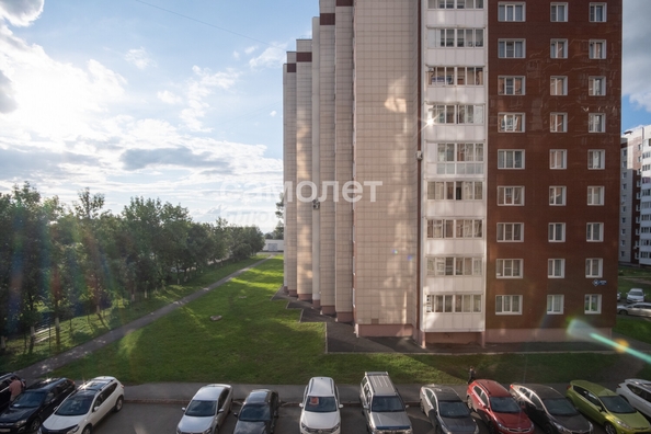 
   Продам 2-комнатную, 61.4 м², Шахтеров пр-кт, 101А

. Фото 1.