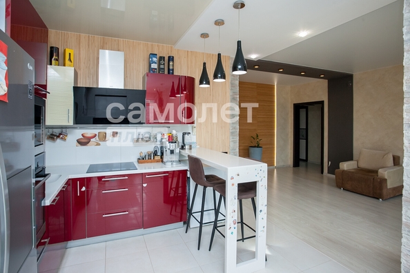 
  Продается 3-комн. квартира, 87.6 м², Волгоградская ул, д. 1
. Фото 4.