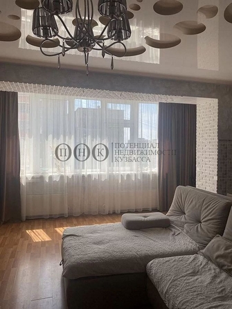 
   Продам 3-комнатную, 56.4 м², Веры Волошиной тер, 39

. Фото 4.