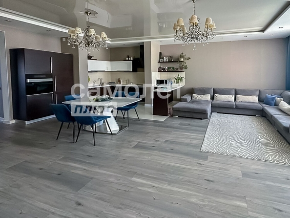 
   Продам 4-комнатную, 138.5 м², Свободы тер, 3

. Фото 2.