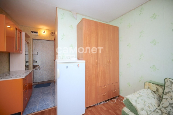 
   Продам 1-комнатную, 16.6 м², Ворошилова (Карат) тер, 40

. Фото 3.