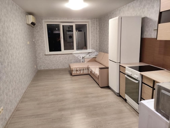 
   Продам 1-комнатную, 23 м², Ленина (Горняк) тер, 135Б

. Фото 1.