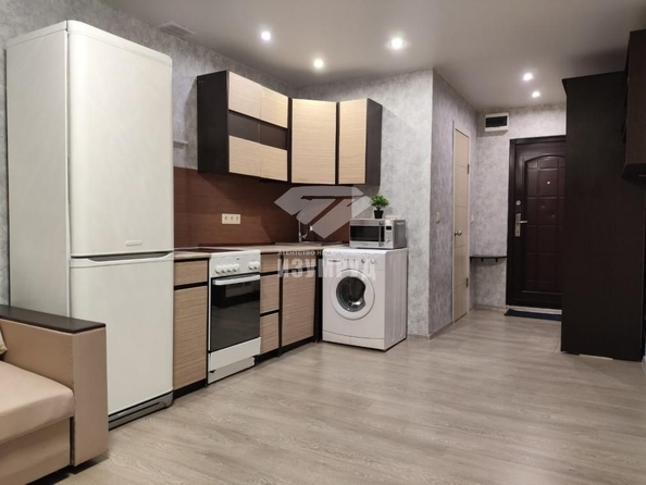 
   Продам 1-комнатную, 23 м², Ленина (Горняк) тер, 135Б

. Фото 6.