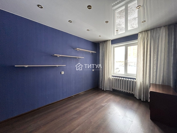 
   Продам 3-комнатную, 70 м², Авроры пер, 10

. Фото 3.