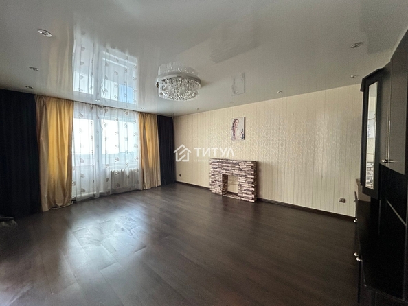 
   Продам 3-комнатную, 70 м², Авроры пер, 10

. Фото 8.