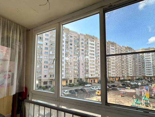 
   Продам 3-комнатную, 74 м², Шахтеров (Гравелит) тер, 72А

. Фото 4.