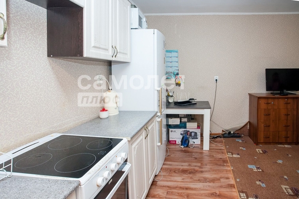 
   Продам 1-комнатную, 21.6 м², Железнякова ул, 10

. Фото 2.