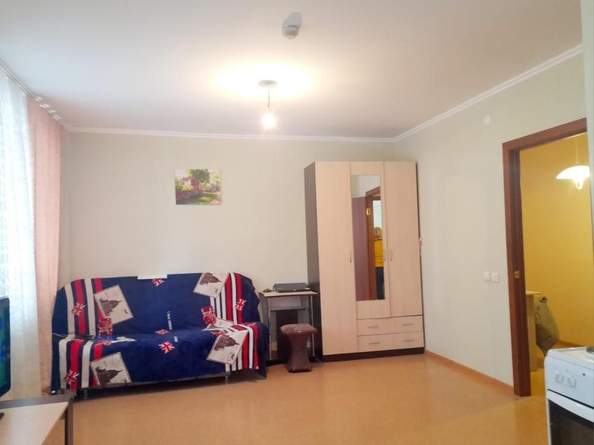 
   Продам 1-комнатную, 31 м², Шахтеров (Гравелит) тер, 92

. Фото 6.