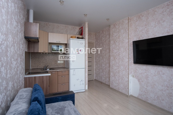 
   Продам 2-комнатную, 43.3 м², Кедровый б-р, 7

. Фото 1.