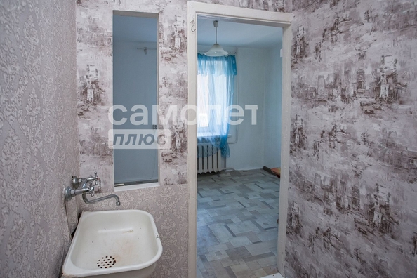 
   Продам 1-комнатную, 12.6 м², Рекордная - Рекордный тер, 2А

. Фото 1.