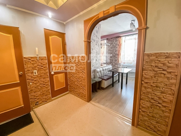 
   Продам 3-комнатную, 61.6 м², Дзержинского ул, 18

. Фото 3.