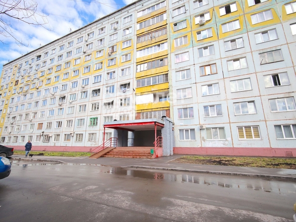 
   Продам 1-комнатную, 16.6 м², Сибиряков-Гвардейцев (2/3-Л) тер, 19

. Фото 1.