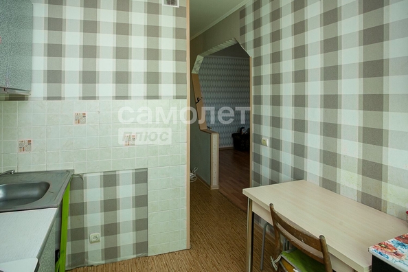 
   Продам 1-комнатную, 30.4 м², Терешковой (АВТО) тер, 24

. Фото 1.