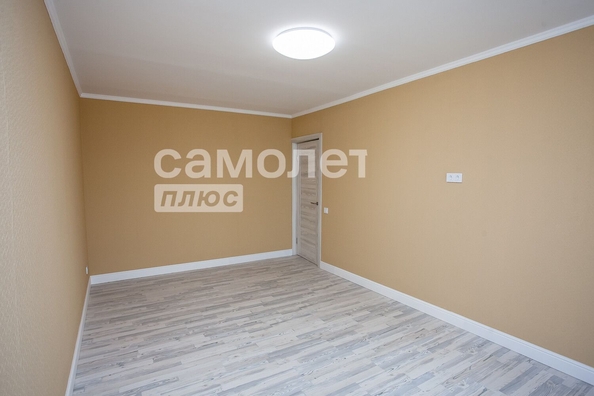 
   Продам 1-комнатную, 40 м², Сибиряков-Гвардейцев (2/3-Л) тер, 22А

. Фото 7.