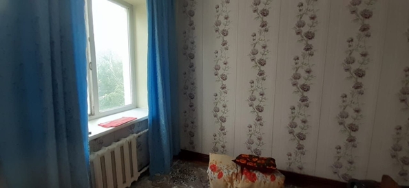 
   Продам 2-комнатную, 42 м², Унжакова ул, 6

. Фото 2.