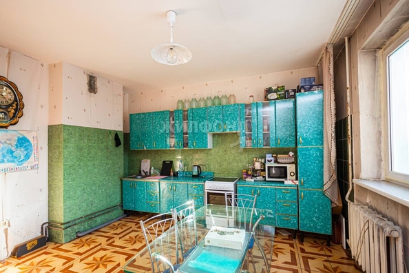 
   Продам 3-комнатную, 114.4 м², Кирова  ул, 129

. Фото 1.