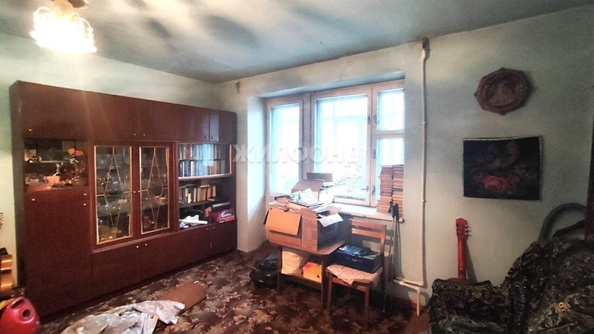 
   Продам 1-комнатную, 31.8 м², Макаренко ул, 10

. Фото 4.