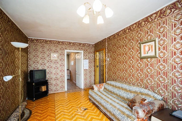 
   Продам 3-комнатную, 60 м², Дружбы  пр-кт, 65

. Фото 4.