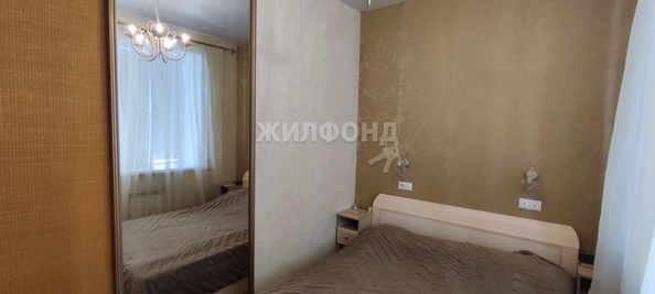 
   Продам 3-комнатную, 54.8 м², Кирова  ул, 37

. Фото 3.