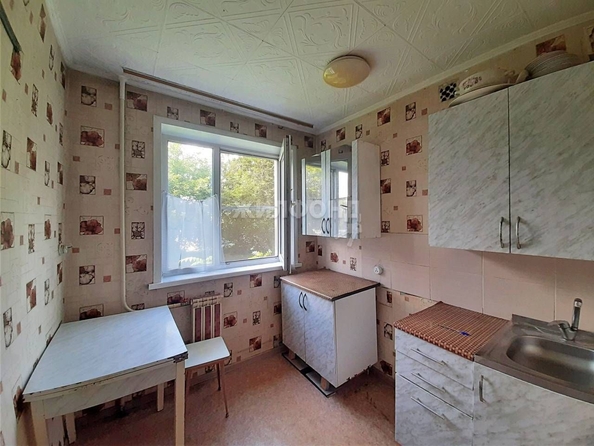 
   Продам 1-комнатную, 29.9 м², Тореза  ул, 61

. Фото 3.