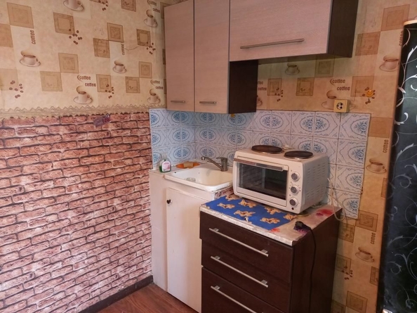 
   Продам 1-комнатную, 29.9 м², Светлая ул, 19

. Фото 4.