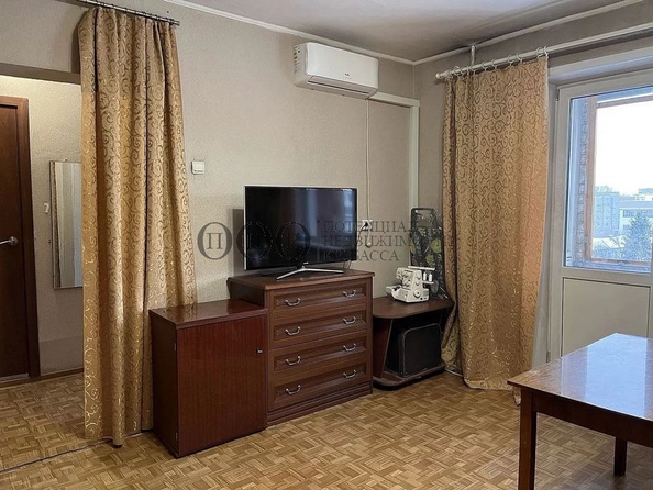 
   Продам 1-комнатную, 34 м², Московский пр-кт, 13а

. Фото 2.