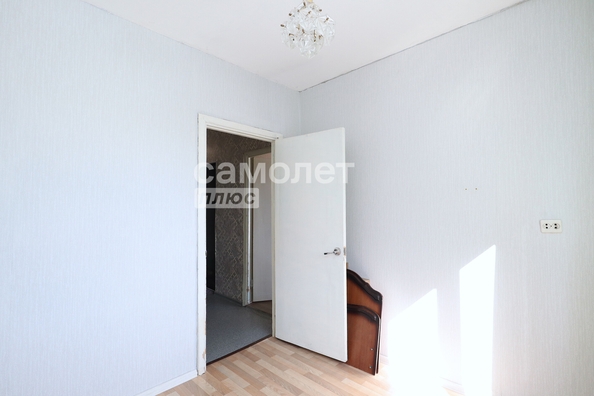 
   Продам 3-комнатную, 64 м², Строителей б-р, 52А

. Фото 24.