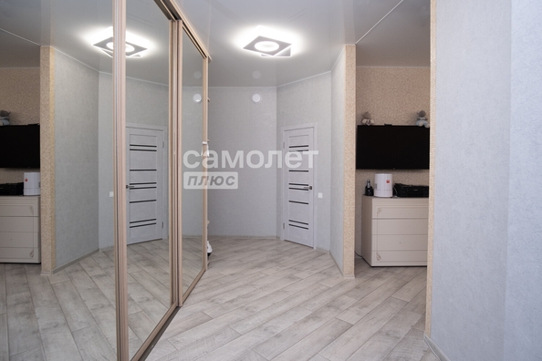 
  Продается 3-комн. квартира, 92.8 м², Осенний б-р, д. 8
. Фото 6.
