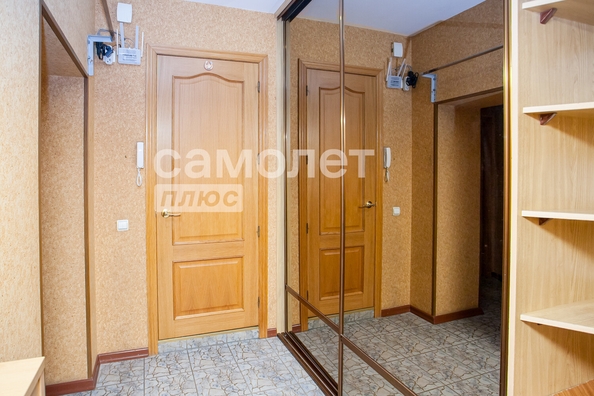 
   Продам 4-комнатную, 93.9 м², Весенняя ул, 26

. Фото 2.