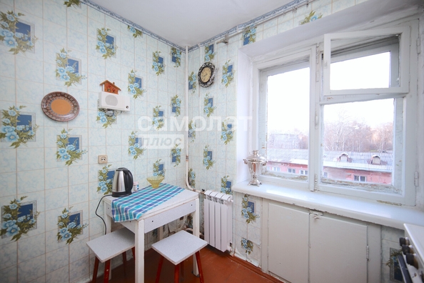 
   Продам 3-комнатную, 52 м², Инициативная ул, 28А

. Фото 9.