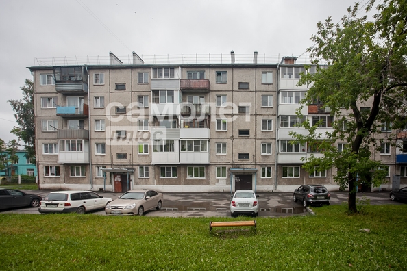 
   Продам 2-комнатную, 44.4 м², Красная горка мкр, 15

. Фото 26.