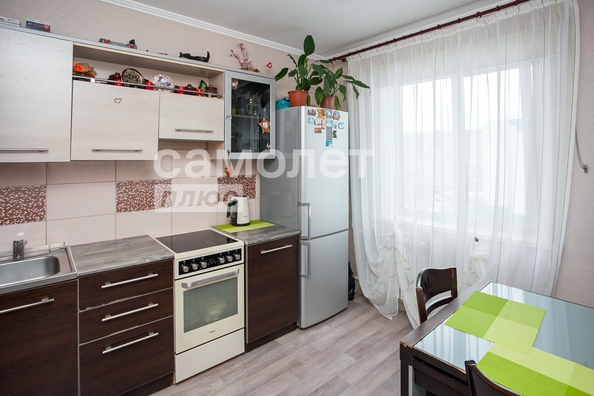 
   Продам 1-комнатную, 39.8 м², Юрия Двужильного ул, 10А

. Фото 10.