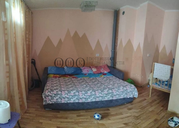 
   Продам 1-комнатную, 39 м², Шахтеров пр-кт, 62а

. Фото 2.