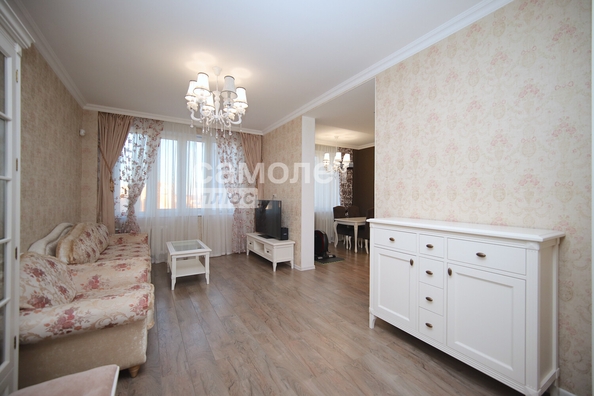 
   Продам 2-комнатную, 68.3 м², Марковцева ул, 6

. Фото 11.