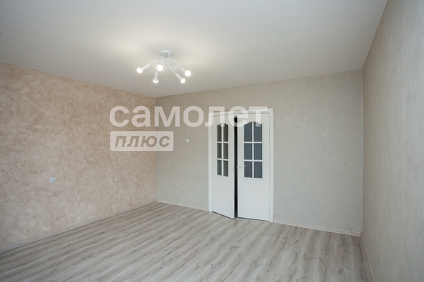 
   Продам 3-комнатную, 65 м², Дружбы ул, 1

. Фото 5.