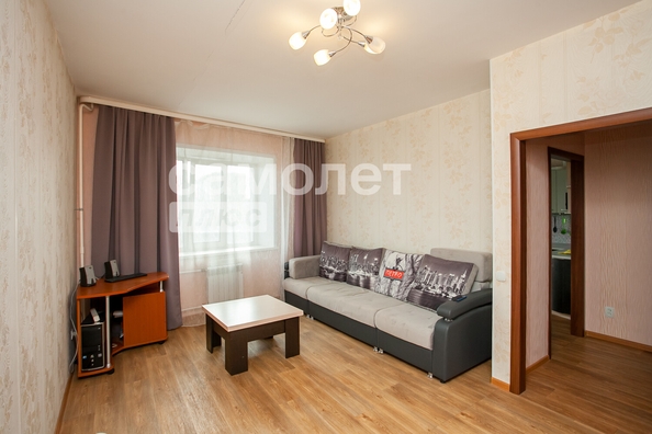 
   Продам 1-комнатную, 41.7 м², Ульяны Громовой ул, 7А

. Фото 1.