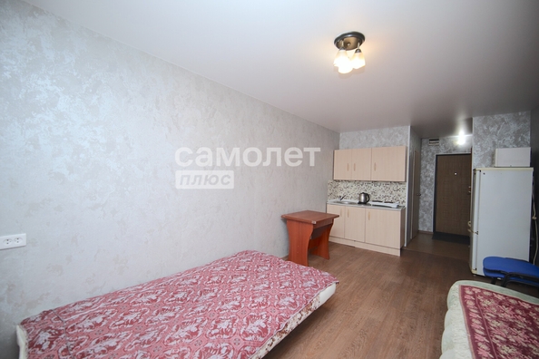 
   Продам 1-комнатную, 23 м², Строителей б-р, 52

. Фото 5.