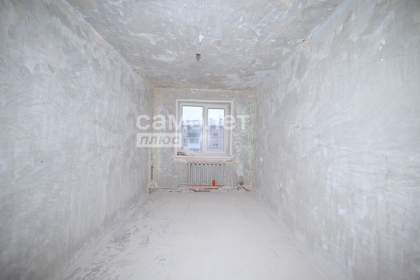 
  Продается 4-комн. квартира, 61.4 м², Строителей б-р, д. 25б
. Фото 4.