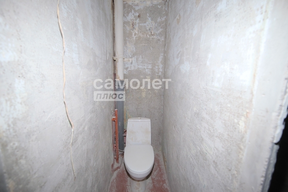 
  Продается 4-комн. квартира, 61.4 м², Строителей б-р, д. 25б
. Фото 17.