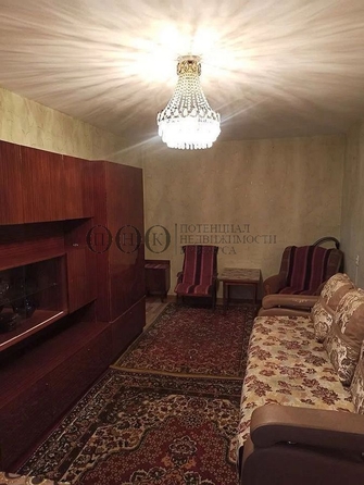 
   Продам 2-комнатную, 45 м², Строителей б-р, 25б

. Фото 2.