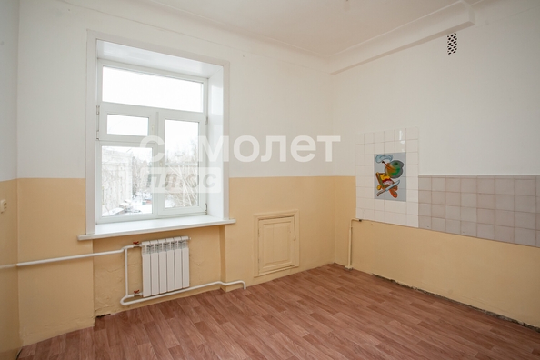 
   Продам 3-комнатную, 74.8 м², Орджоникидзе ул, 4

. Фото 33.