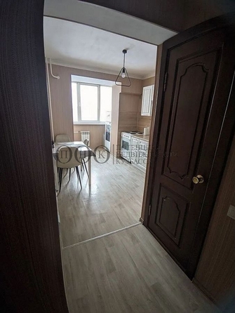 
   Продам 2-комнатную, 48.3 м², Сибиряков-Гвардейцев ул, 1

. Фото 4.