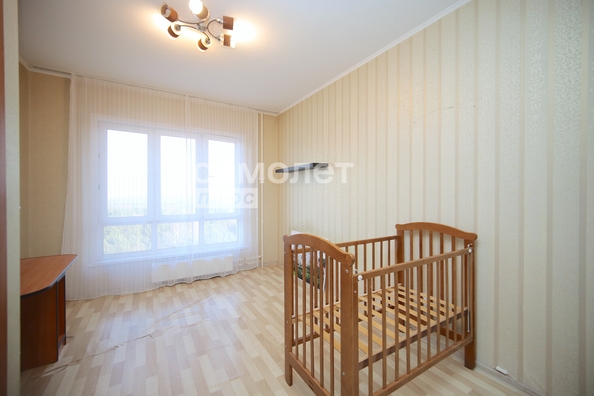 
   Продам 1-комнатную, 32.5 м², Серебряный бор ул, 18

. Фото 1.