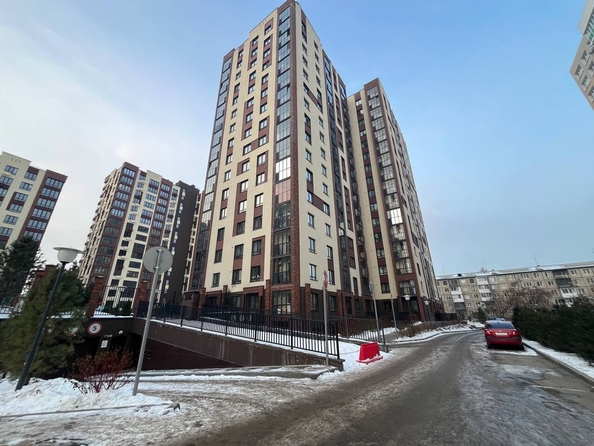 
  Продам парковочное место, 14 м², Кемерово

. Фото 1.