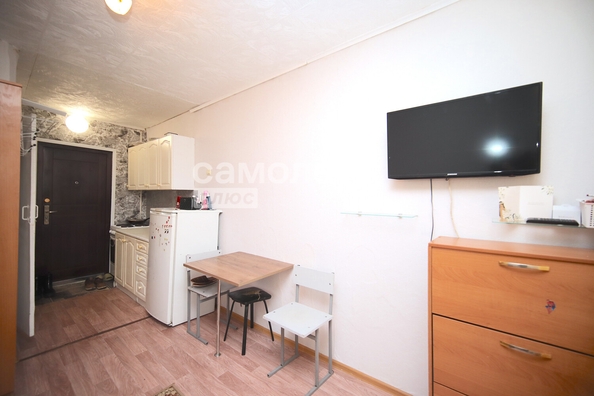 
   Продам 1-комнатную, 16.6 м², Строителей б-р, 56/2

. Фото 8.