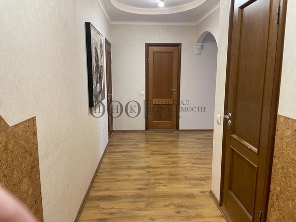 
   Продам 2-комнатную, 63.7 м², Молодежный пр-кт, 3а

. Фото 8.