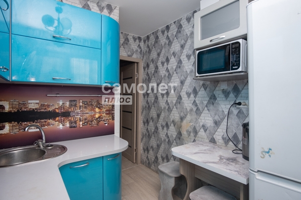 
   Продам 1-комнатную, 30.2 м², Стахановская ул, 21А

. Фото 2.